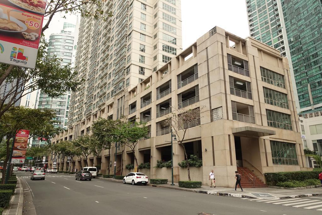 Luxury Condo At Forbeswood Parklane The Fort Bgc Makati City Zewnętrze zdjęcie