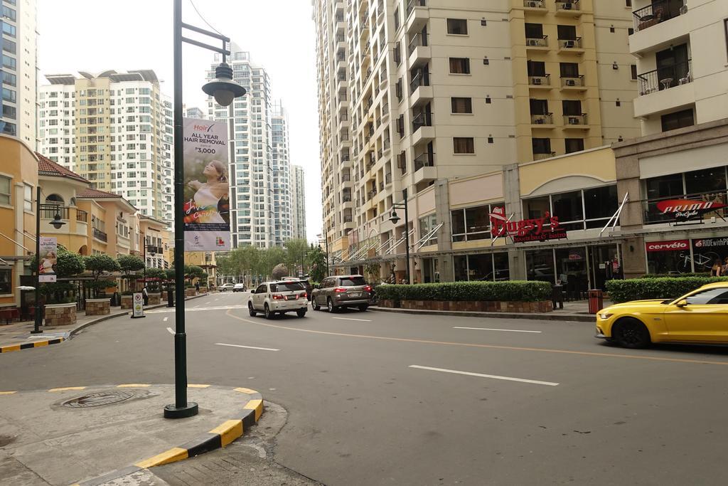 Luxury Condo At Forbeswood Parklane The Fort Bgc Makati City Zewnętrze zdjęcie