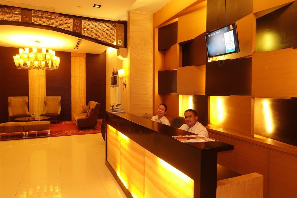 Luxury Condo At Forbeswood Parklane The Fort Bgc Makati City Zewnętrze zdjęcie