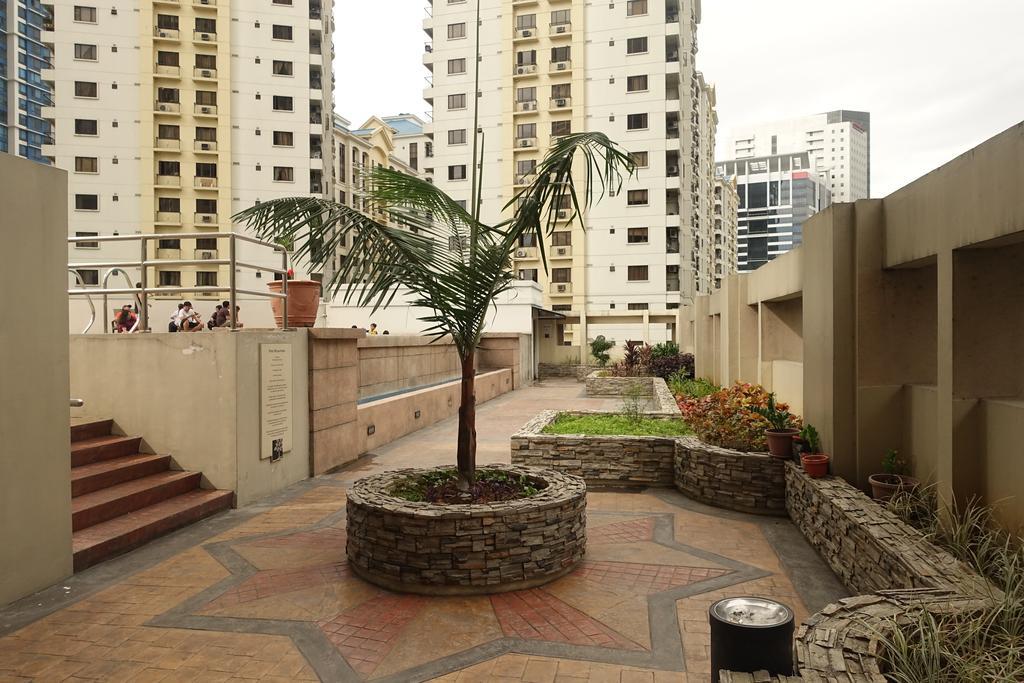 Luxury Condo At Forbeswood Parklane The Fort Bgc Makati City Zewnętrze zdjęcie