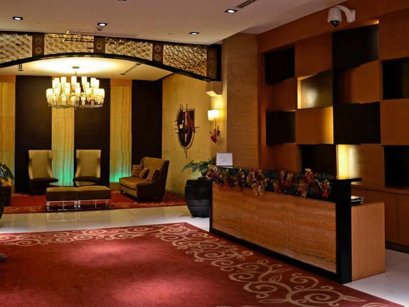 Luxury Condo At Forbeswood Parklane The Fort Bgc Makati City Zewnętrze zdjęcie